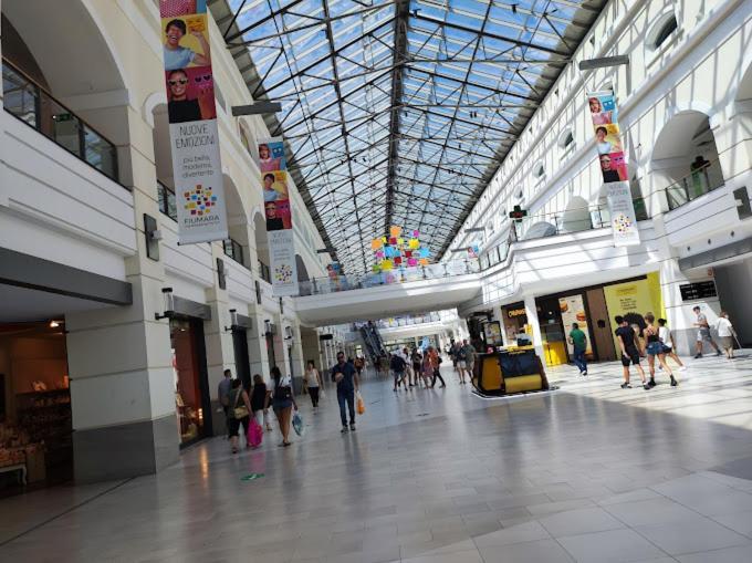Fiumara Mall Apartment Genoa Luaran gambar